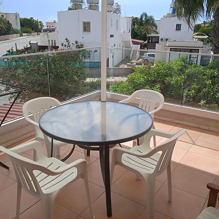 Larnaca, Pervolia 1 Bedroom Seaside Apartment Eksteriør bilde
