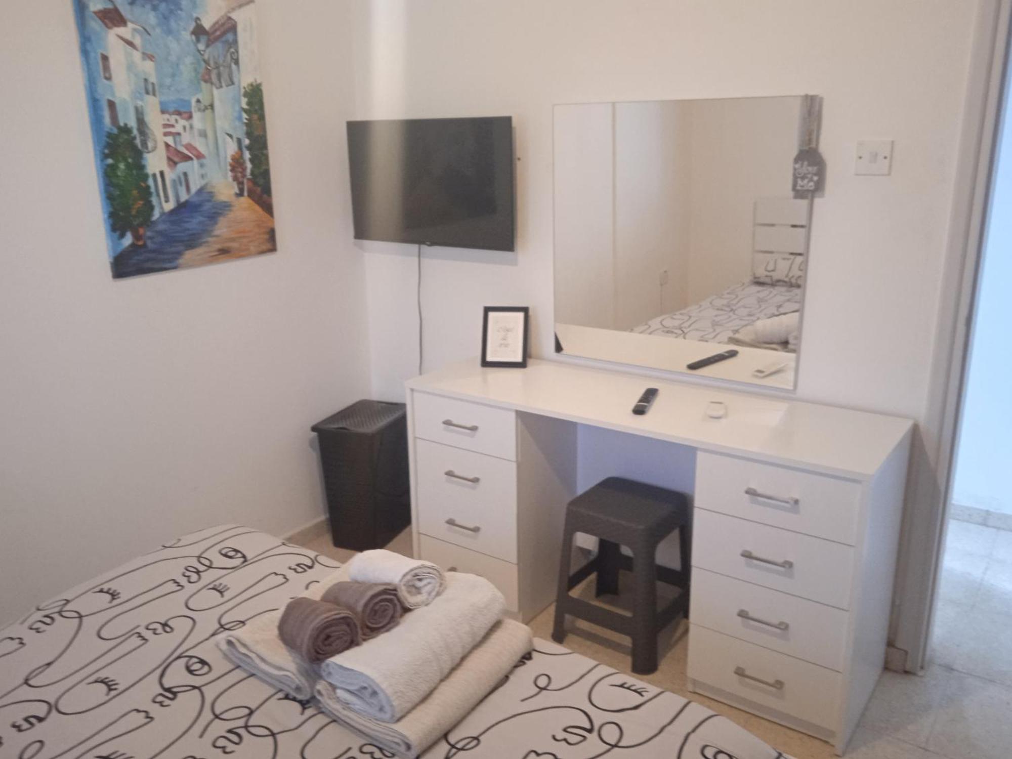 Larnaca, Pervolia 1 Bedroom Seaside Apartment Eksteriør bilde